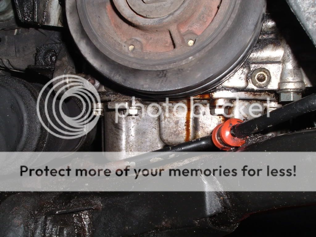 Saab 95 oil leak help please. UKSaabs