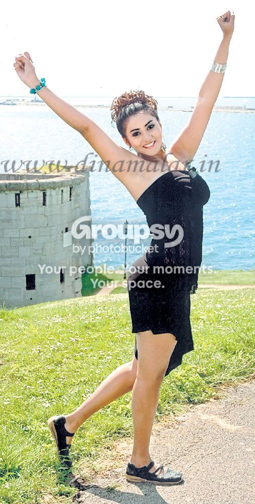 f_NAMITHA14m_895d14f.jpg